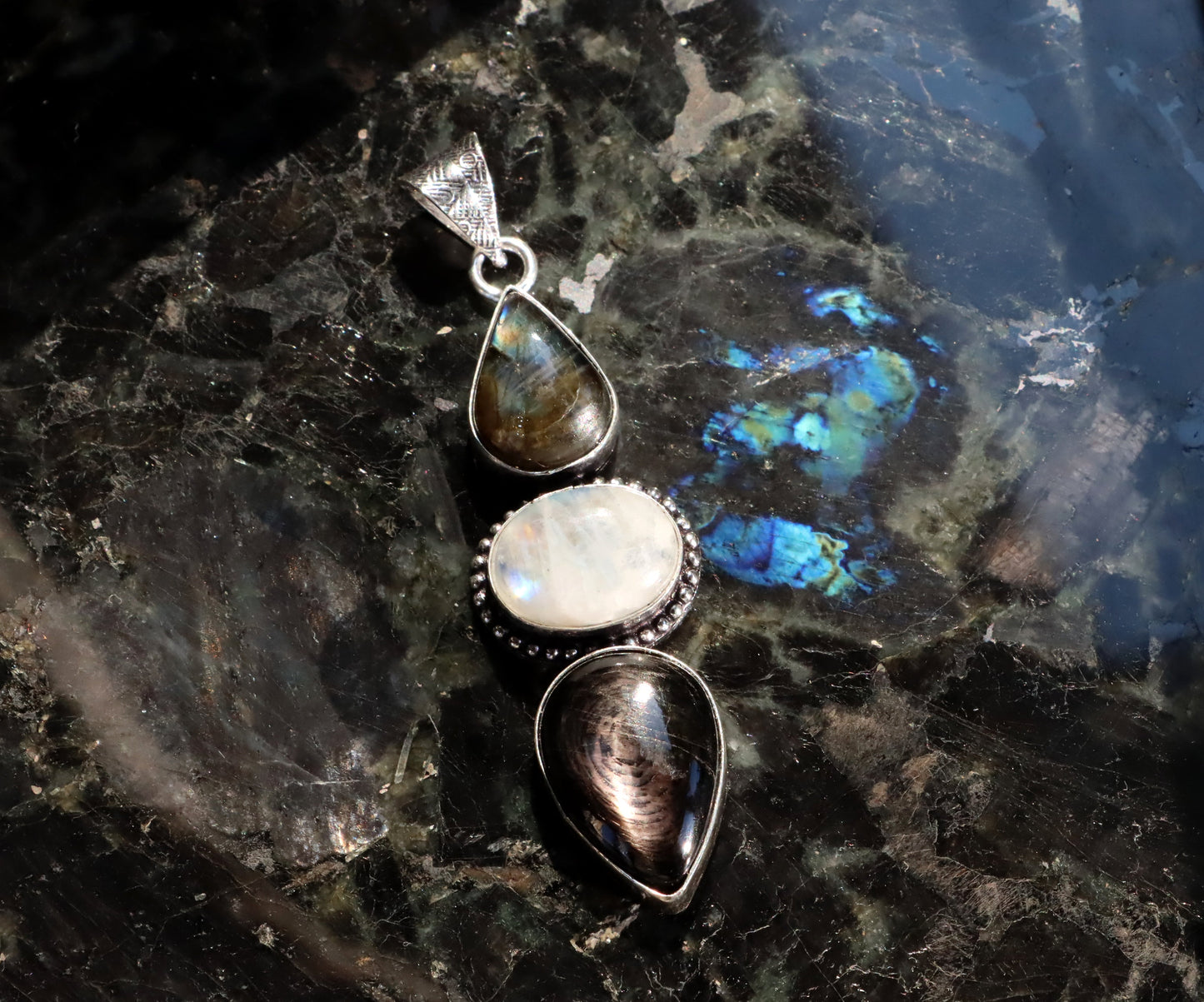 Přívěšek měsíční kámen hyperstén labradorit - Supreme Panthers