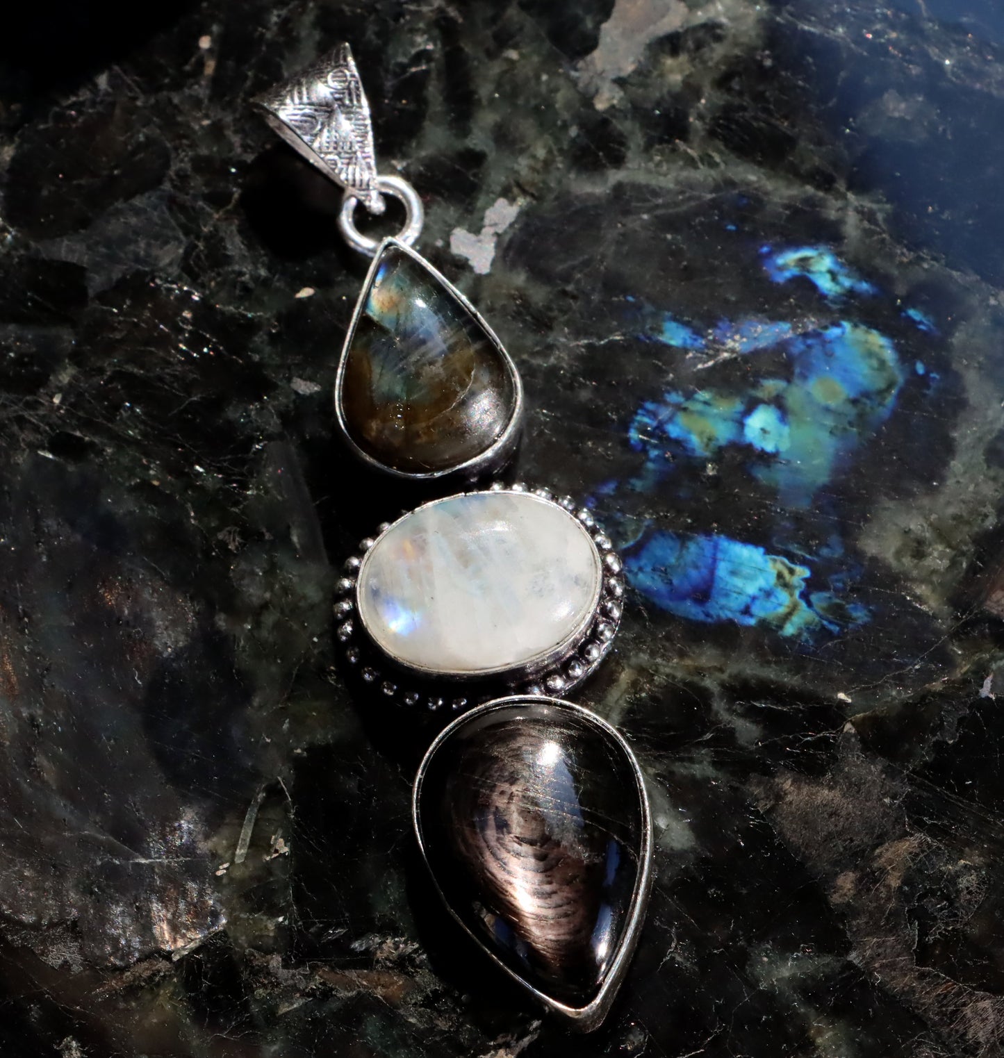 Přívěšek měsíční kámen hyperstén labradorit - Supreme Panthers