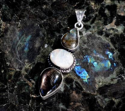 Přívěšek měsíční kámen hyperstén labradorit - Supreme Panthers