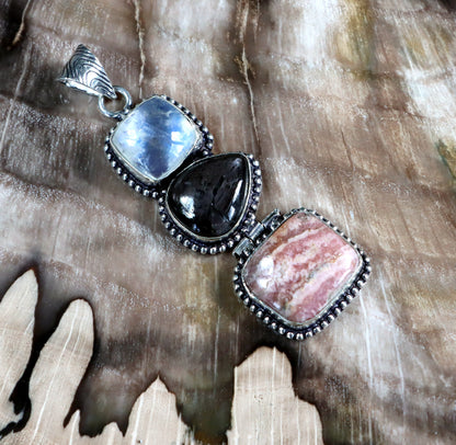 Přívěšek měsíční kámen hyperstén rodochrozit - Supreme Panthers