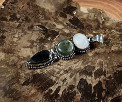 Přívěšek měsíční kámen labradorit hyperstén - Supreme Panthers