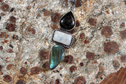 Přívěšek měsíční kámen labradorit hyperstén - Supreme Panthers