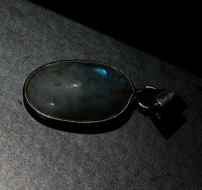 Přívěšek měsíční kámen malý - Supreme Panthers