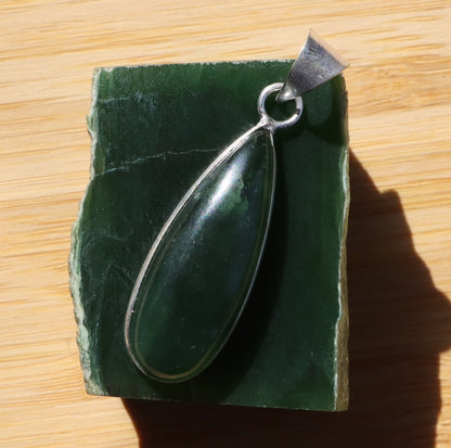 Přívěšek nefrit - Supreme Panthers