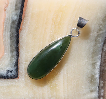 Přívěšek nefrit - Supreme Panthers