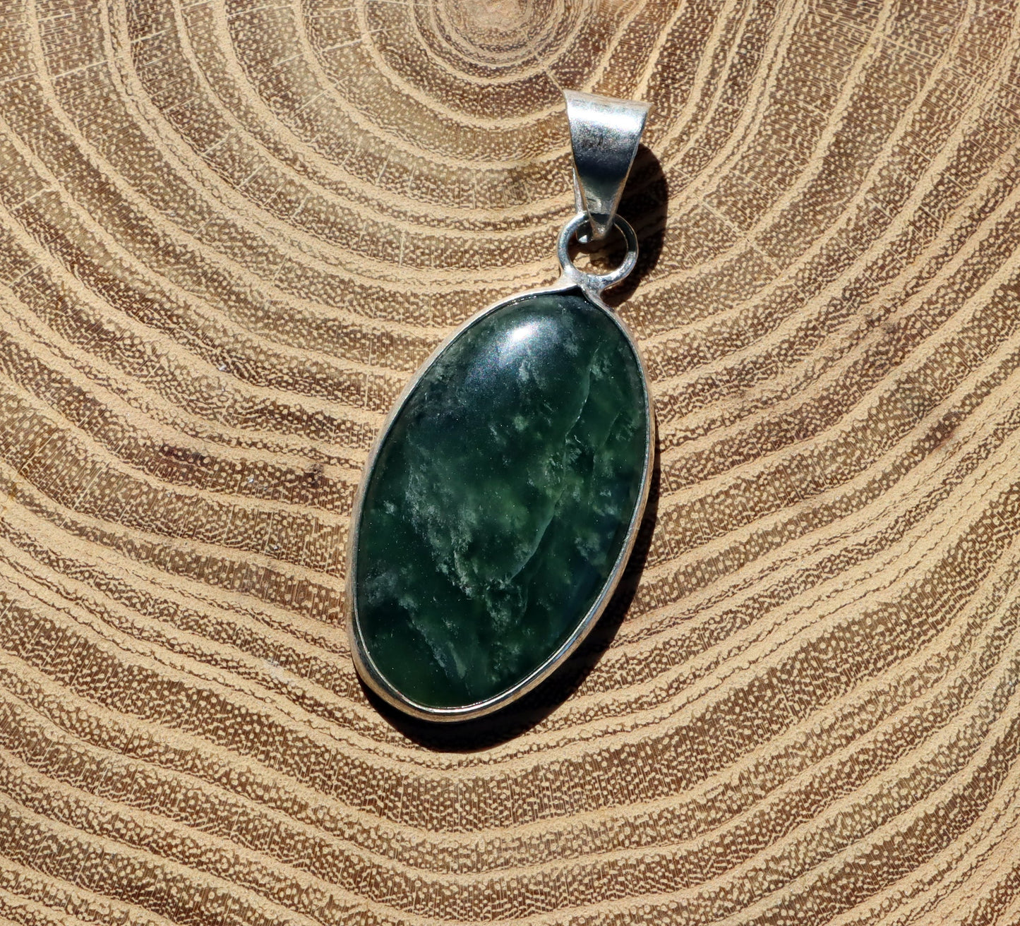 Přívěšek nefrit - Supreme Panthers