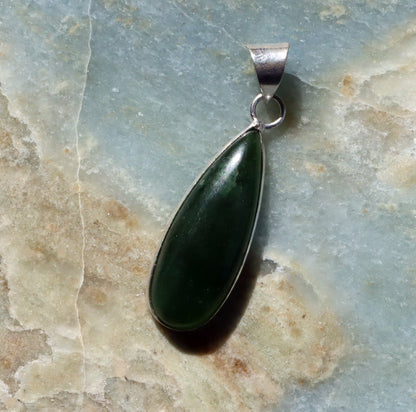 Přívěšek nefrit - Supreme Panthers