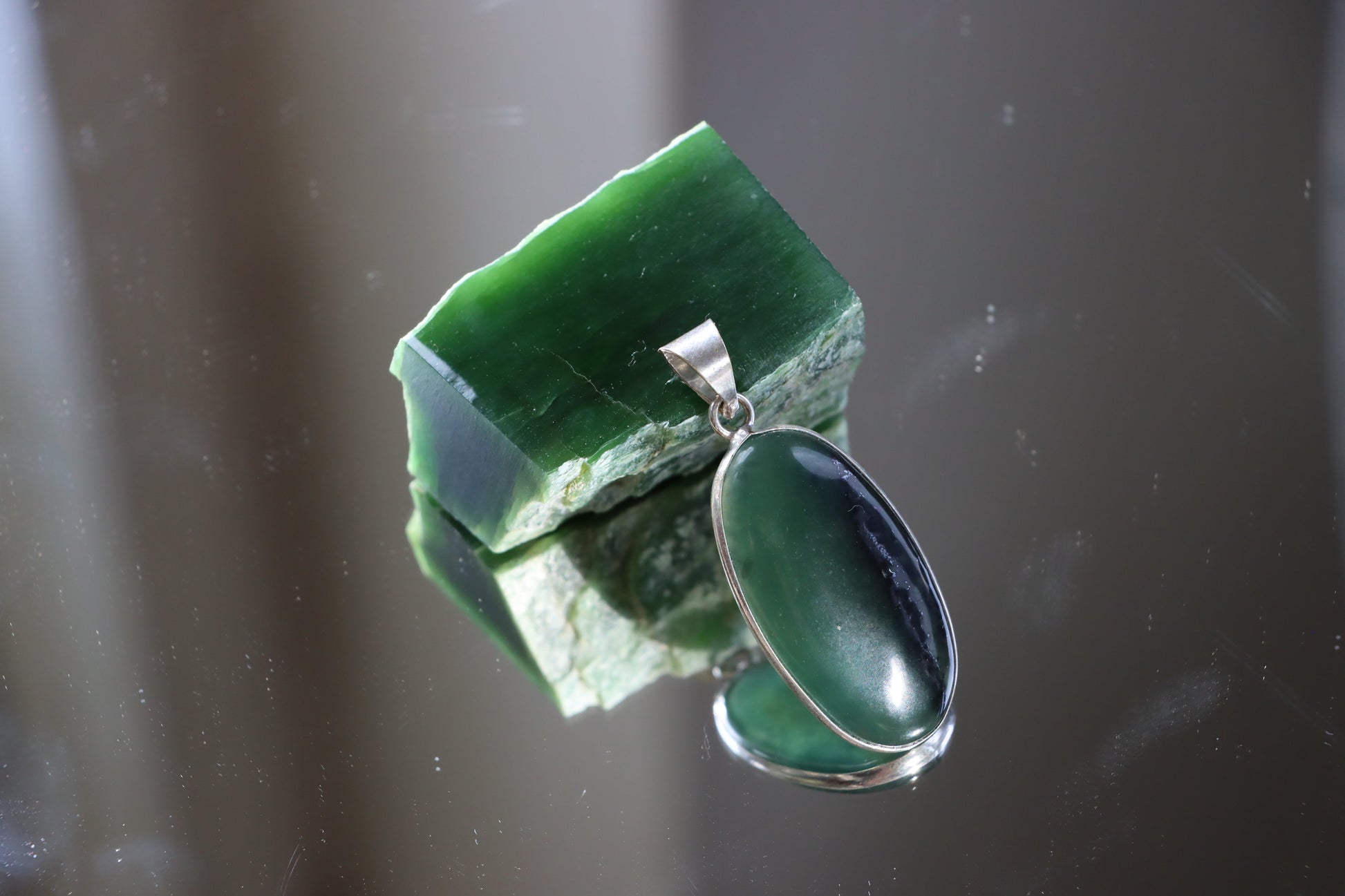 Přívěšek nefrit - Supreme Panthers