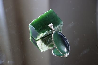 Přívěšek nefrit - Supreme Panthers