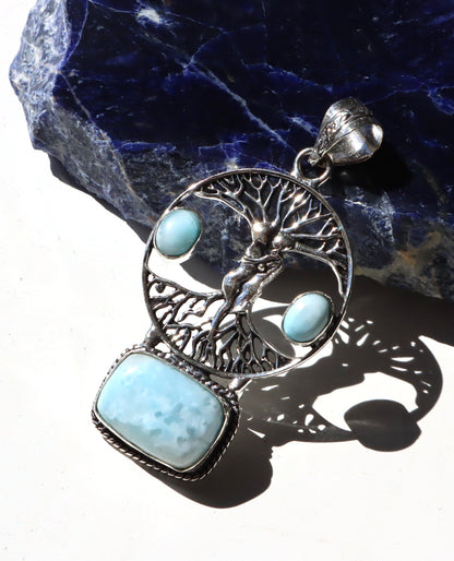 Přívěsek „Objímání ve stromu života – larimar“, č.1 - Supreme Panthers