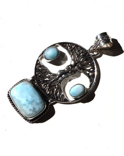 Přívěsek „Objímání ve stromu života – larimar“, č.1 - Supreme Panthers