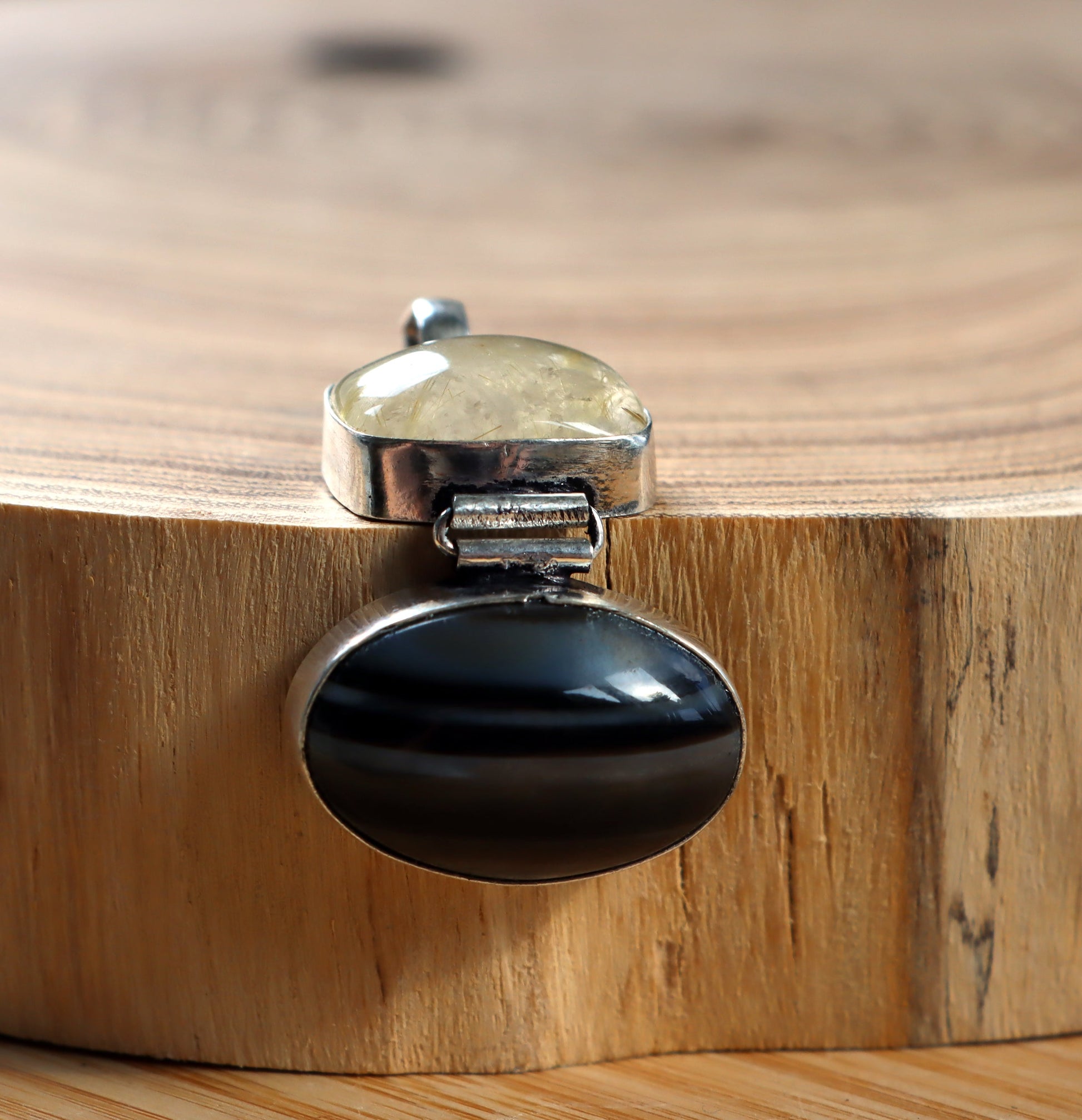 Přívěšek onyx rutil v křišťálu - Supreme Panthers