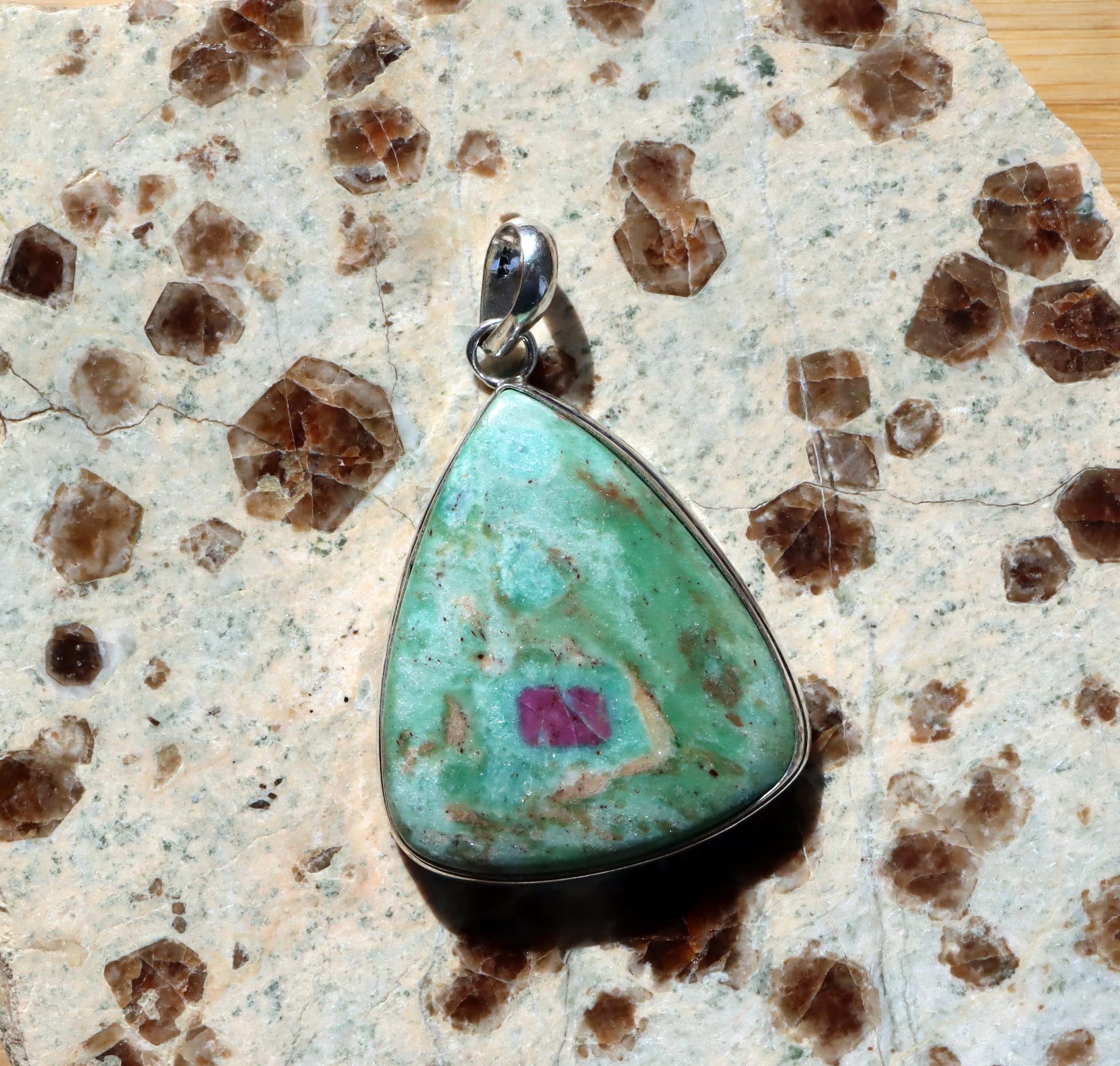 Přívěšek rubín v zoisitu - Supreme Panthers