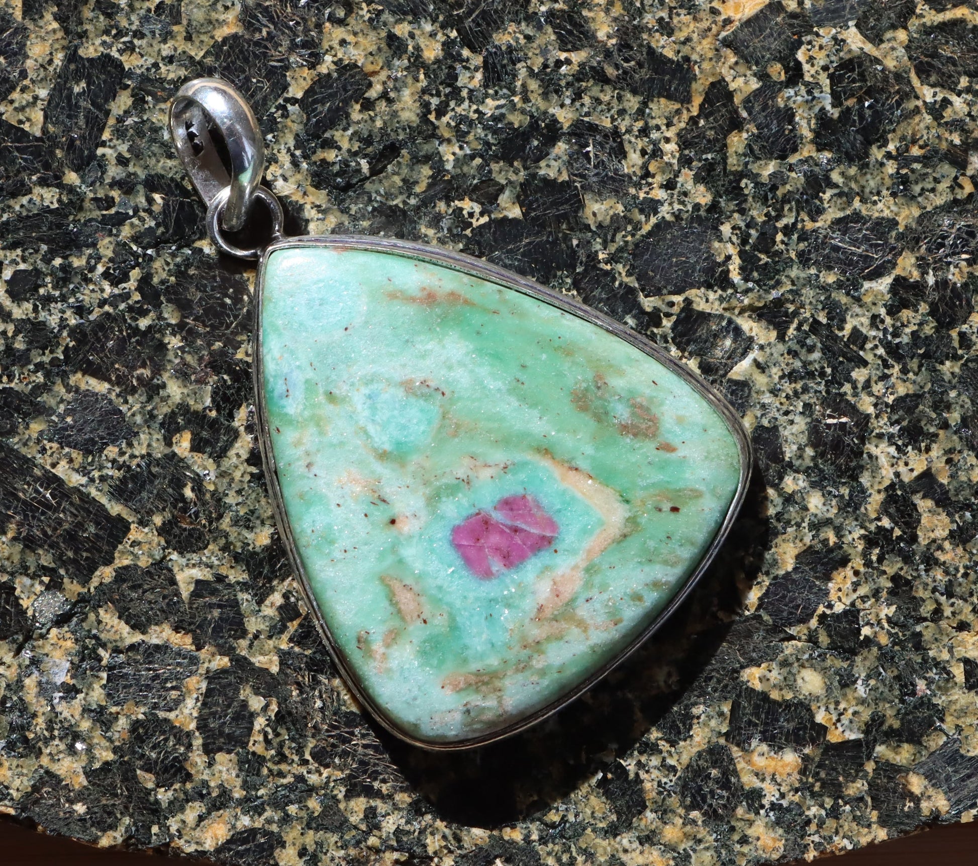 Přívěšek rubín v zoisitu - Supreme Panthers