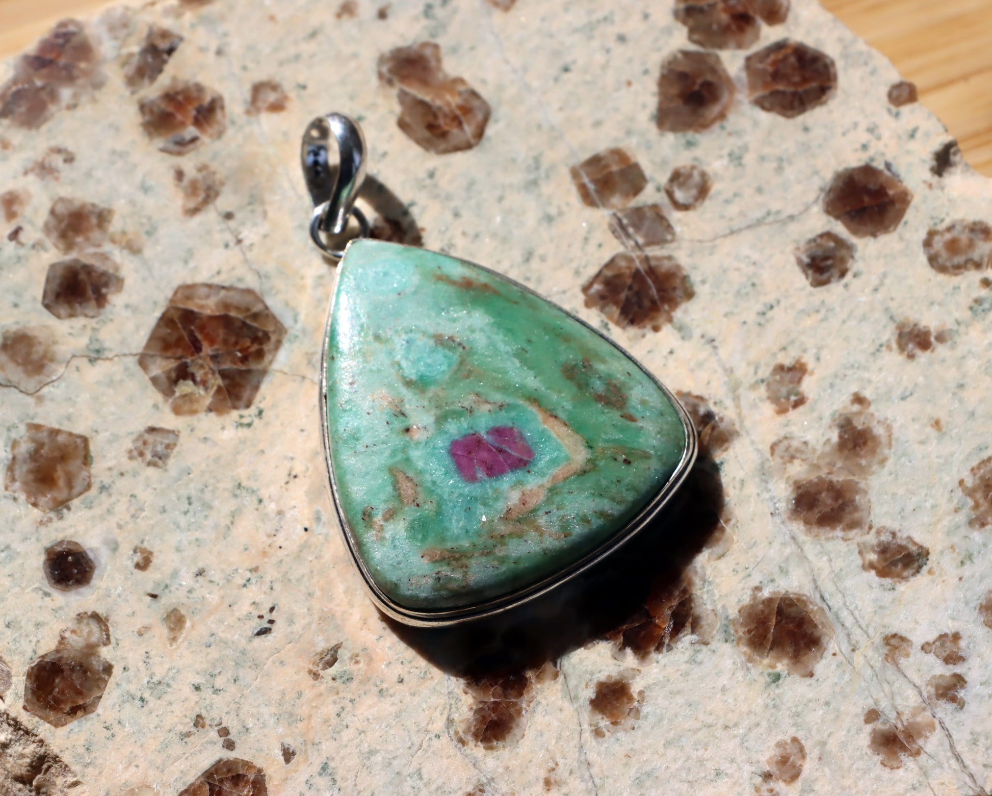 Přívěšek rubín v zoisitu - Supreme Panthers