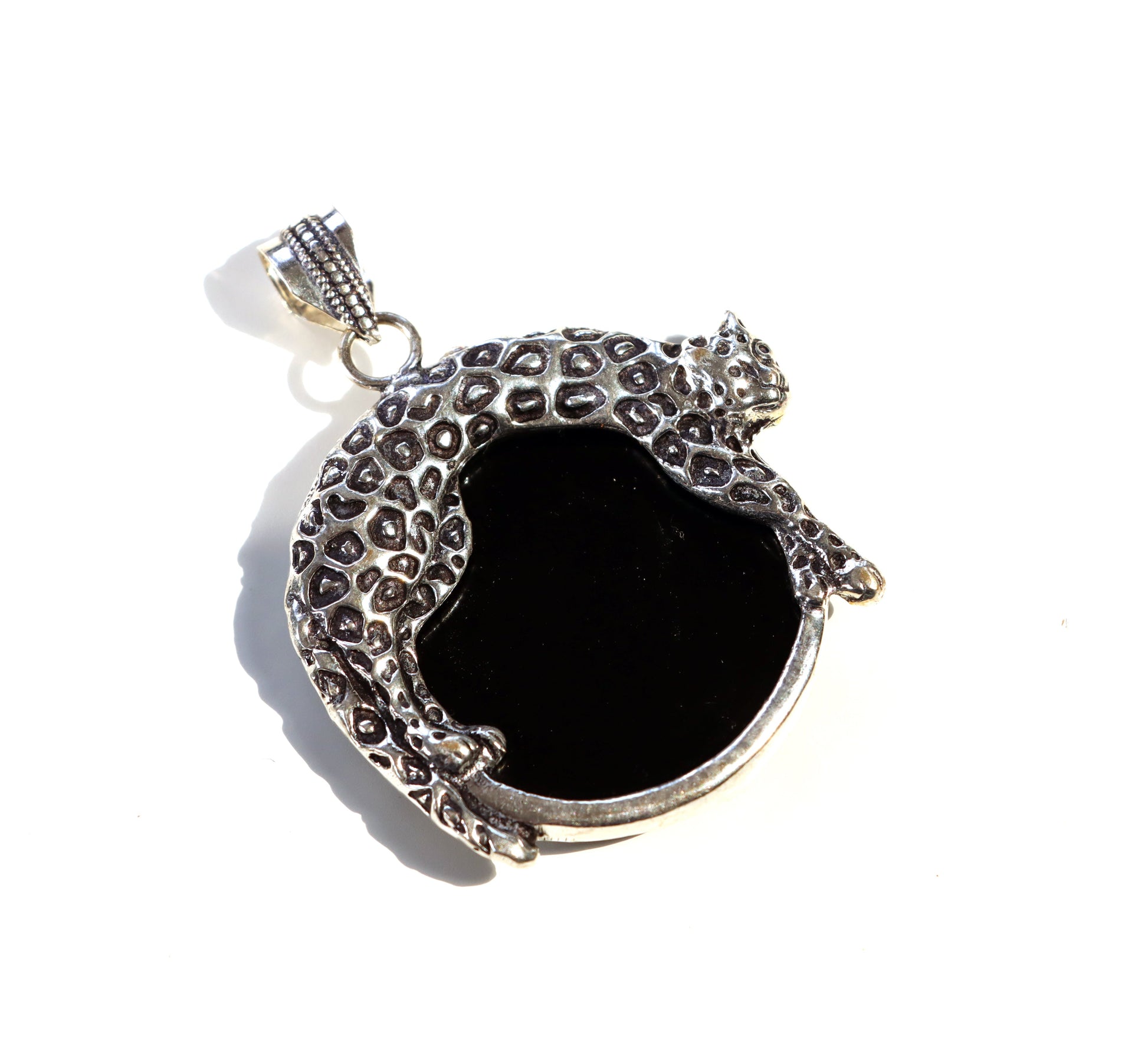 Přívěsek s onyxem – panter v síle noci - Supreme Panthers