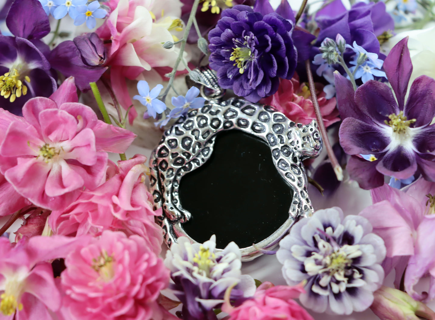 Přívěsek s onyxem – panter v síle noci - Supreme Panthers