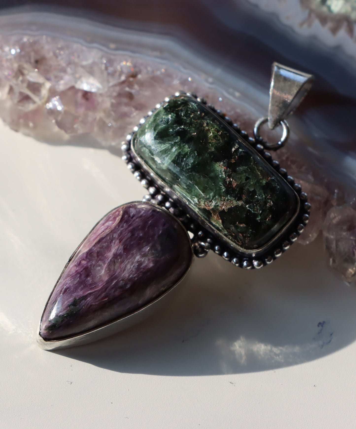 Přívěšek serafinit charoit - Supreme Panthers