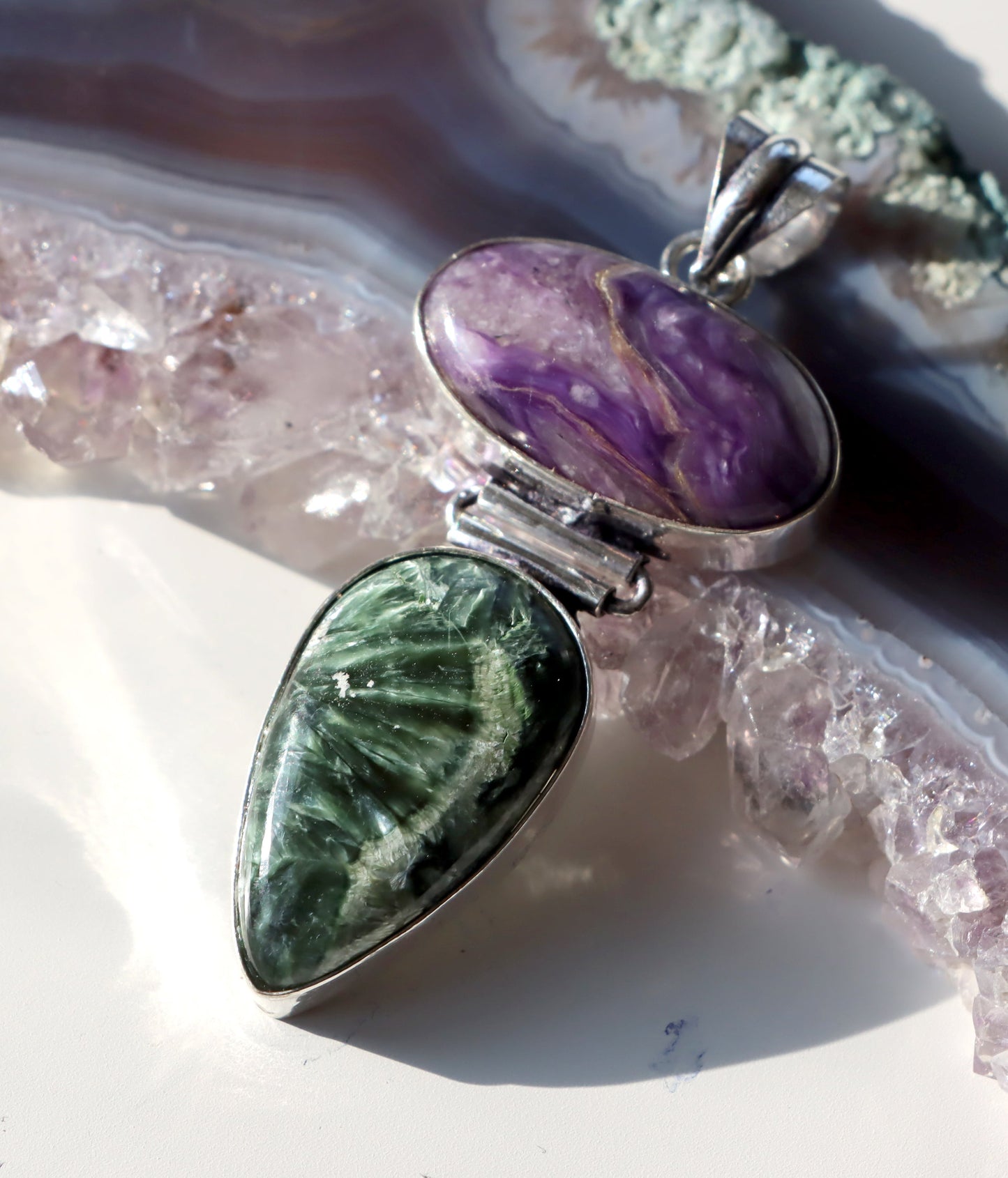 Přívěšek serafinit charoit - Supreme Panthers