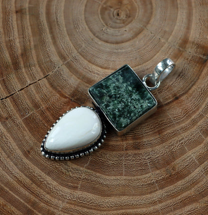 Přívěšek serafinit skolecit - Supreme Panthers