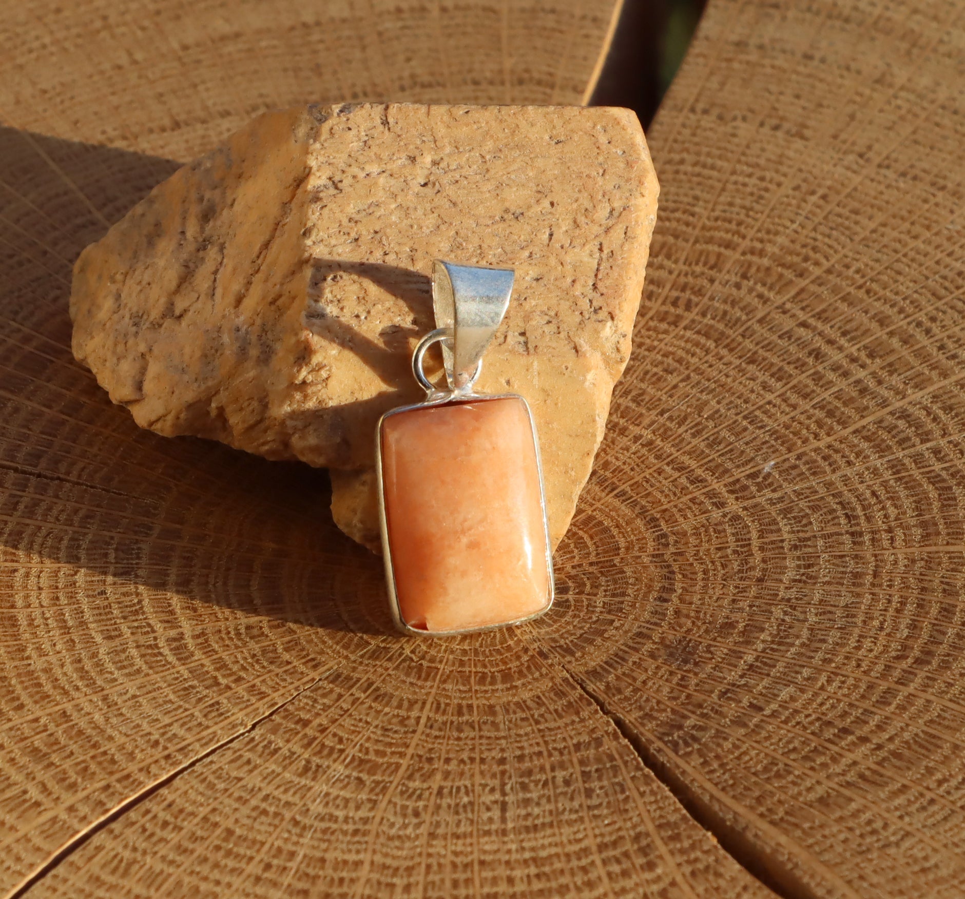 Přívěšek sluneční kámen - Supreme Panthers