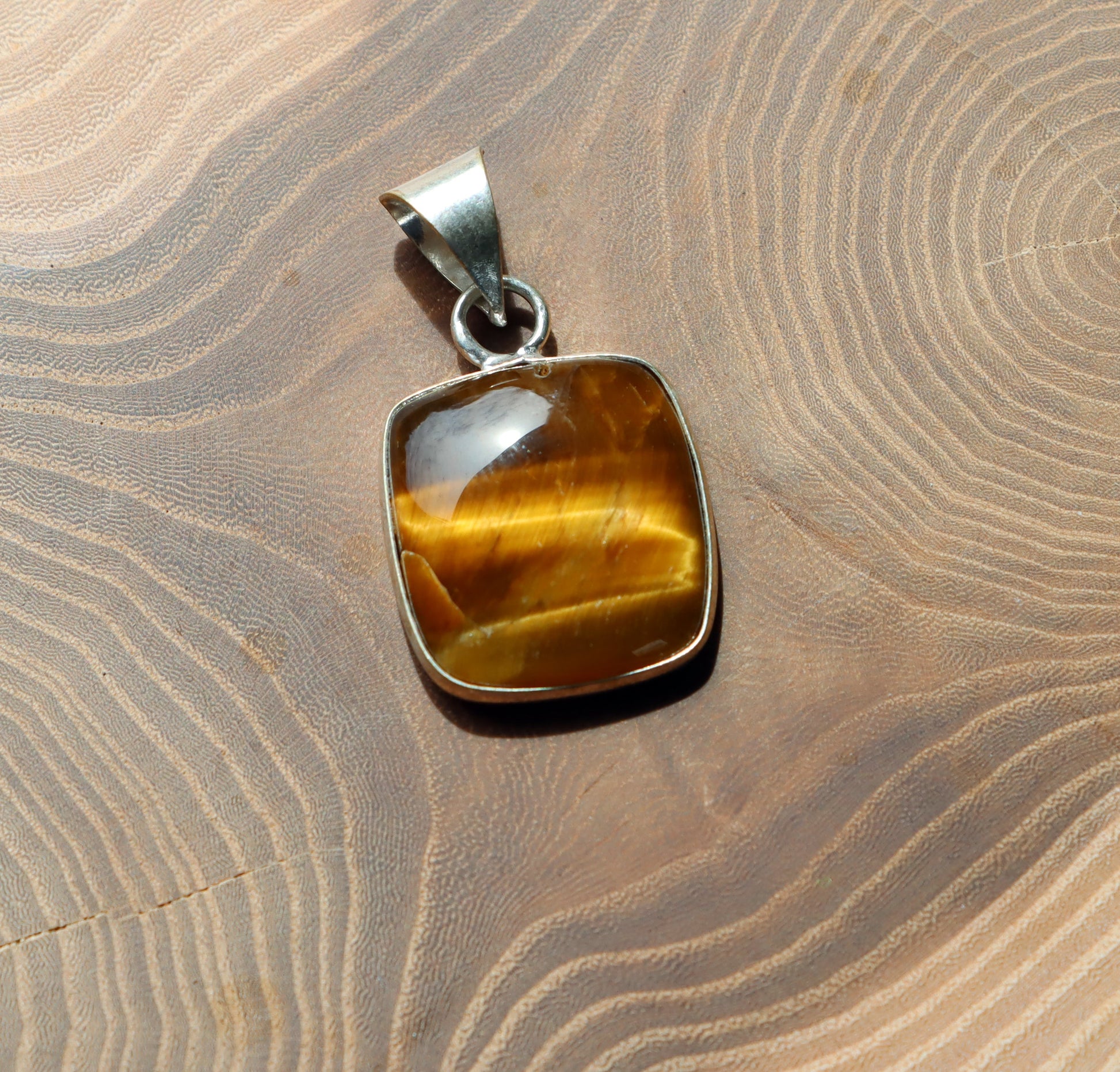 Přívěšek tygří oko - Supreme Panthers