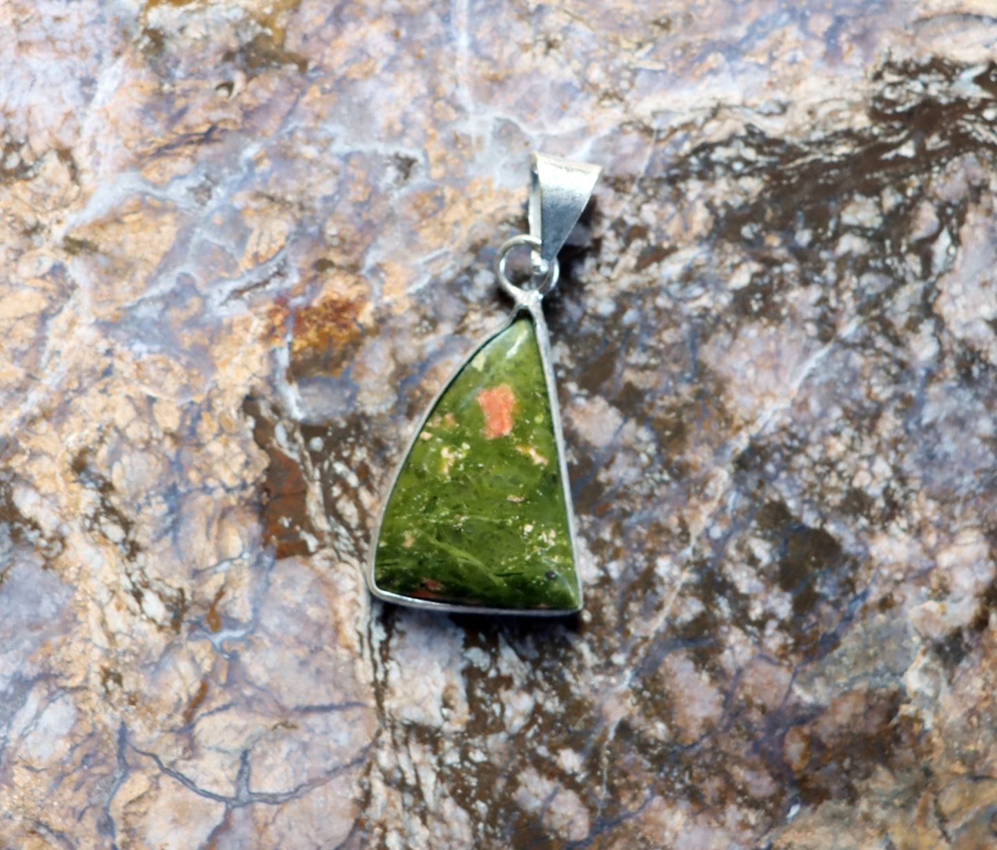 Přívěšek unakit - Supreme Panthers