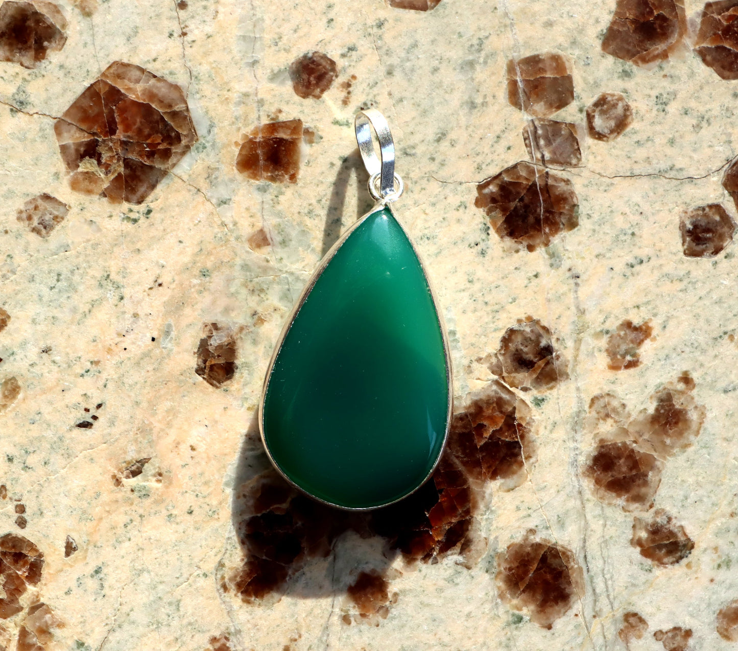 Přívěšek zelený onyx - Supreme Panthers