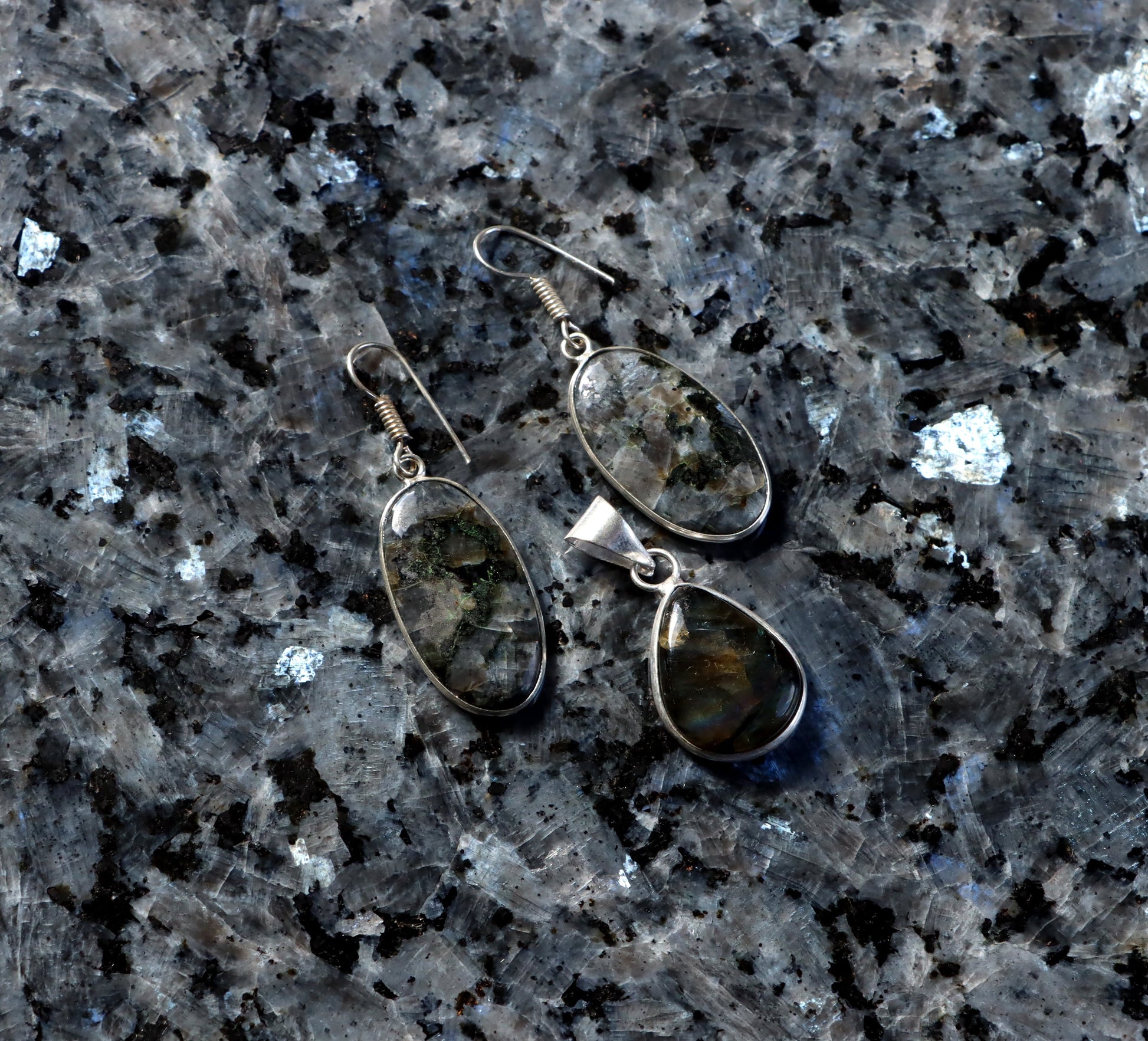 Set přívěšek náušnice labradorit - Supreme Panthers