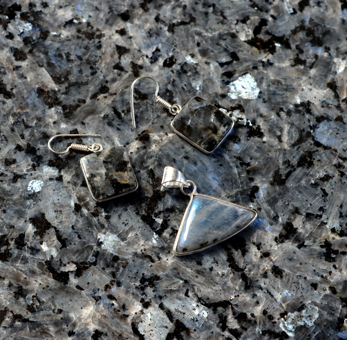 Set přívěšek náušnice labradorit - Supreme Panthers