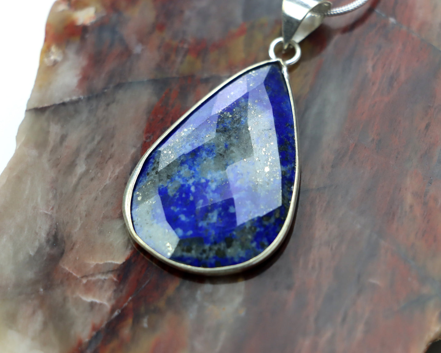 Set (řetízek, přívěsek) – fazetovaný lapis lazuli - Supreme Panthers