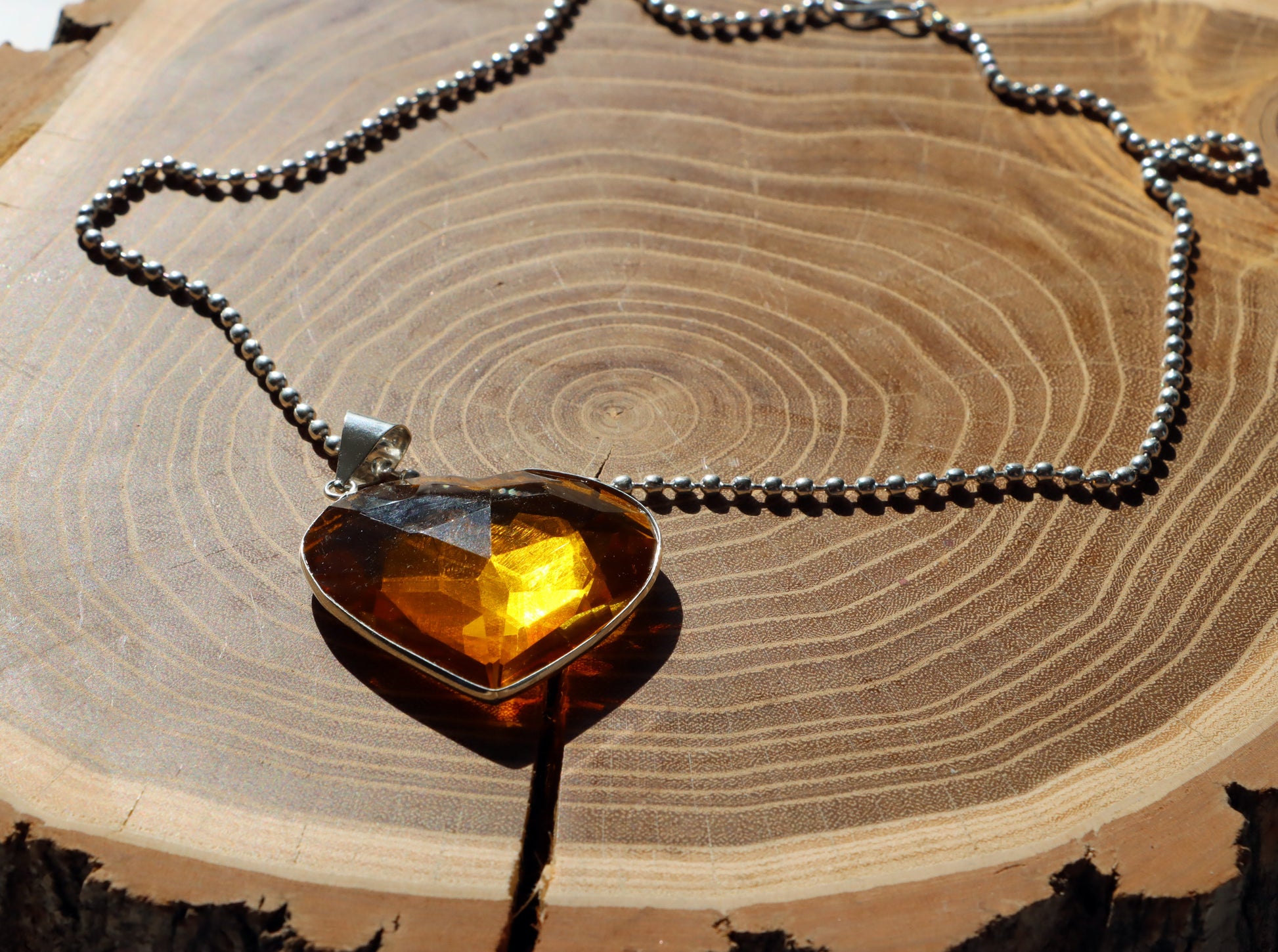 Srdce z přírodního citrínu – v teplém oranžovém odstínu - Supreme Panthers