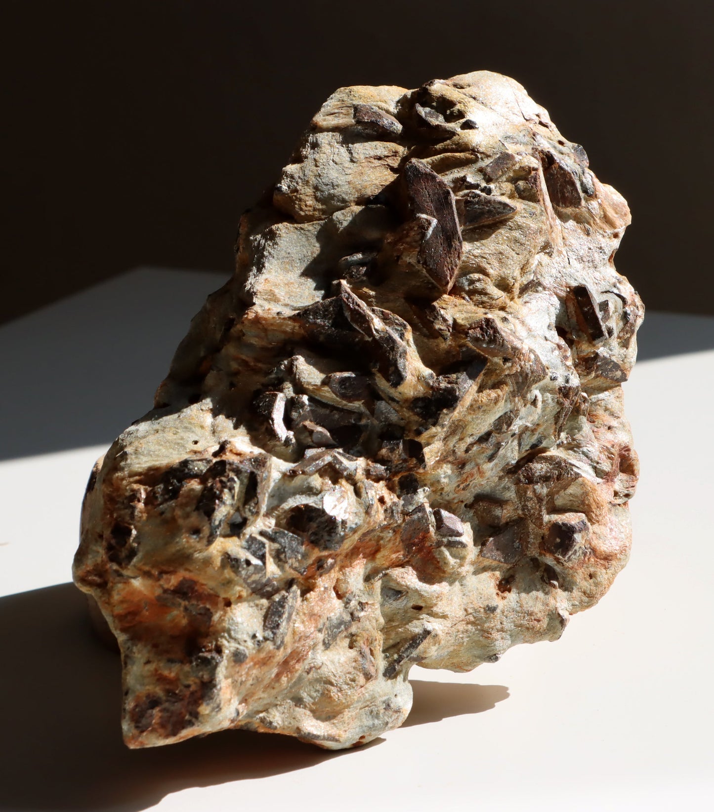 Staurolit kříže ve svoru, r. 1946 - 1955 - Supreme Panthers