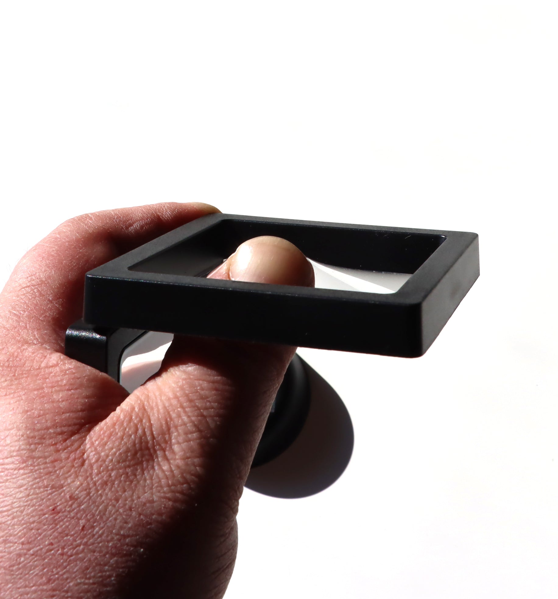 Stojan čtvercový moderní černý - Supreme Panthers