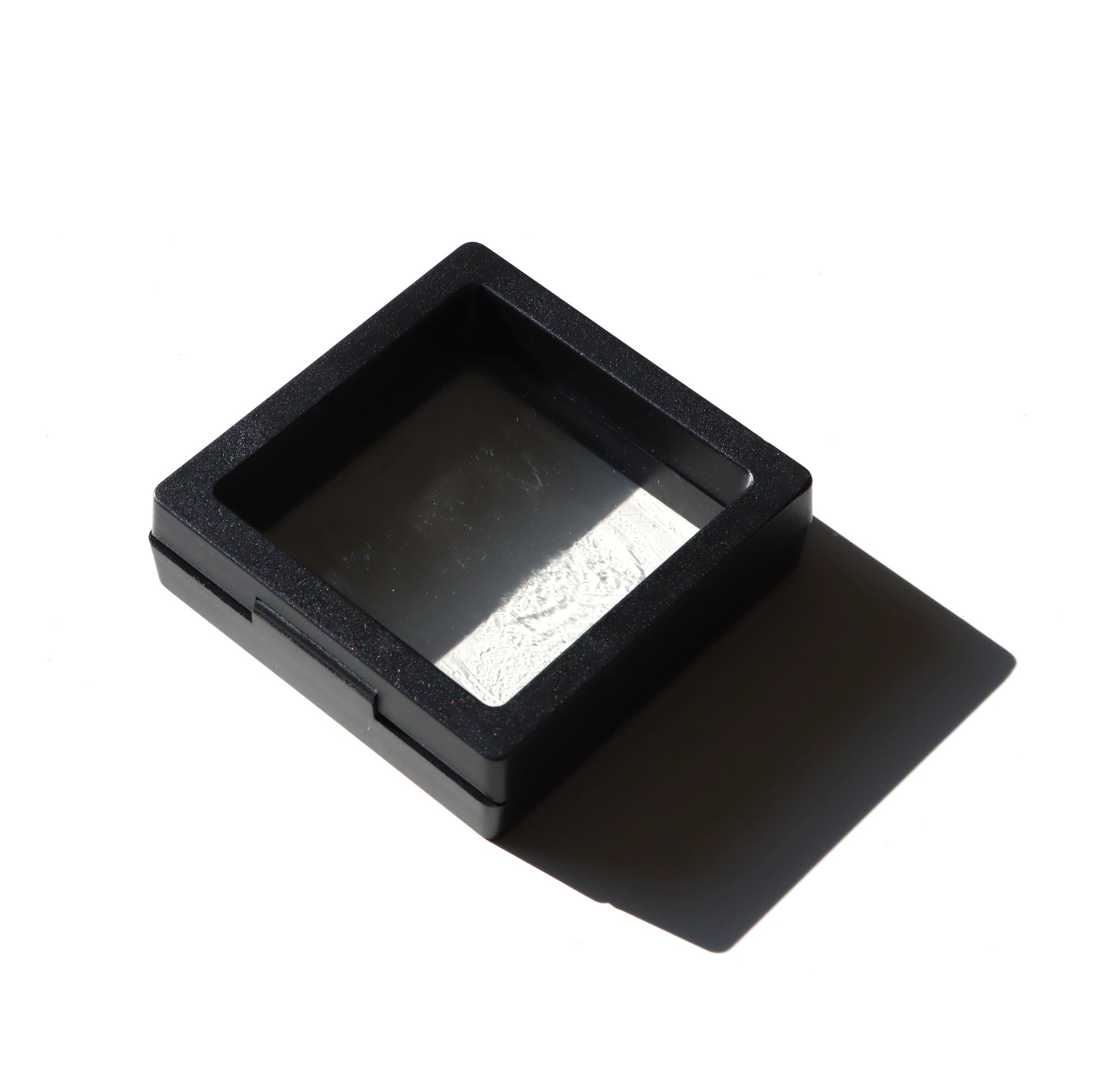 Stojan čtvercový moderní černý - Supreme Panthers