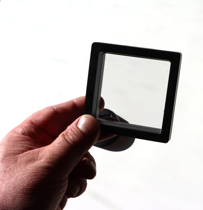 Stojan čtvercový moderní černý - Supreme Panthers