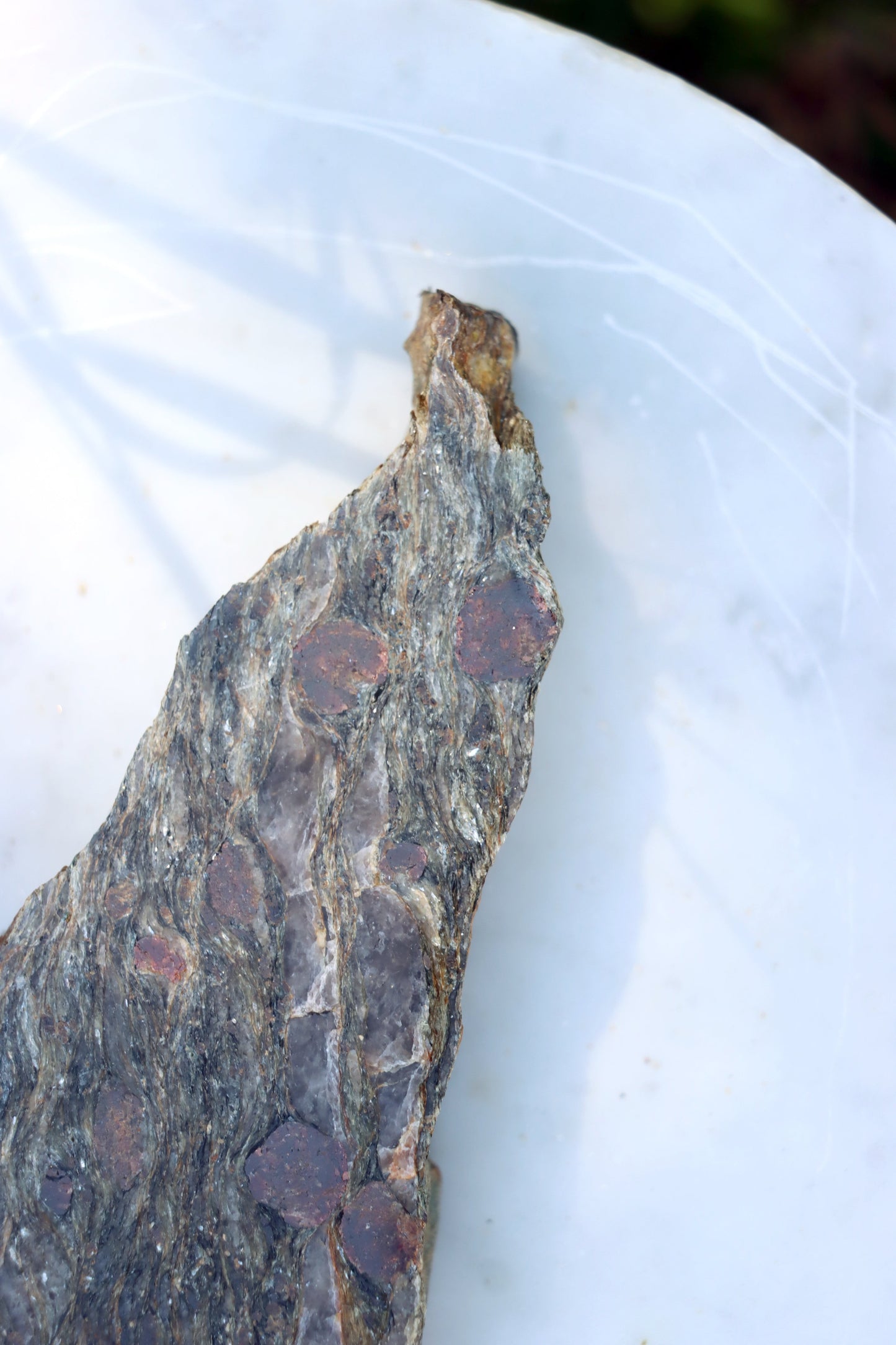 Svojanovit s almandinem leštěný - Supreme Panthers