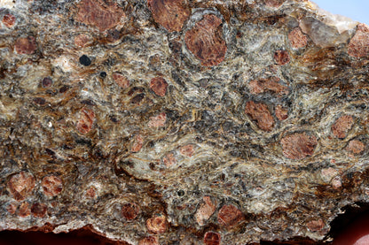 Svojanovit se staurolitem a almandinem - Supreme Panthers