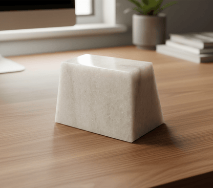 Těžítko z bílého mramoru - Supreme Panthers