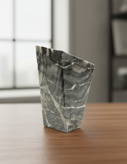 Těžítko z deskatého korálu - Supreme Panthers