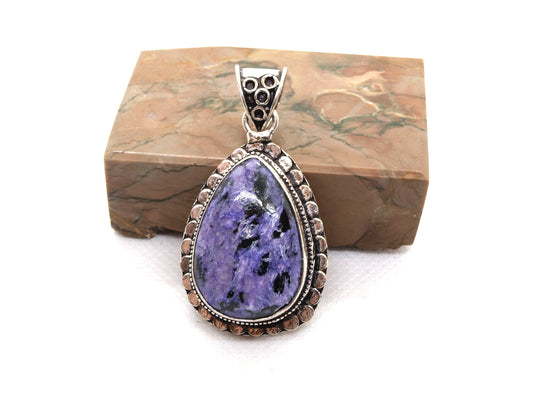 Přívěšek charoit - Supreme Panthers