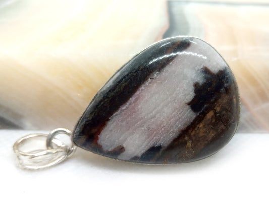 Přívěšek coconut jaspis - Supreme Panthers