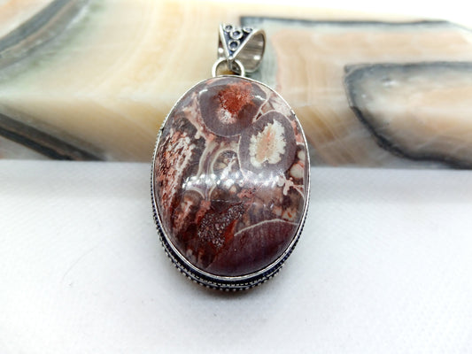 Přívěšek fazolový chalcedon - Supreme Panthers