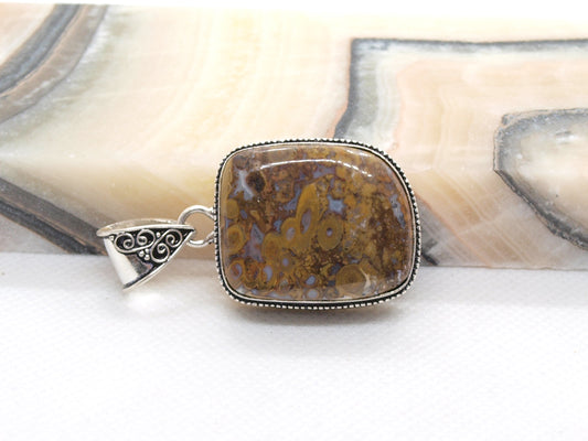 Přívěšek opalizované větvičky - Supreme Panthers