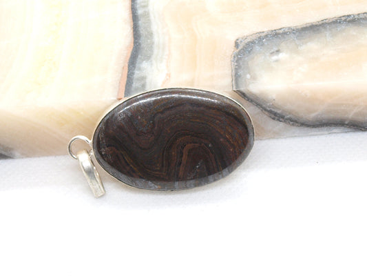 Přívěšek páskovaná železná ruda - Supreme Panthers