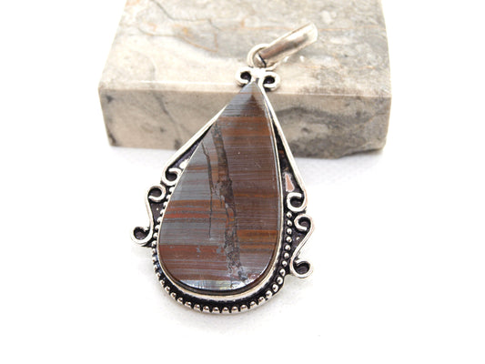 Přívěšek páskovaná železná ruda - Supreme Panthers