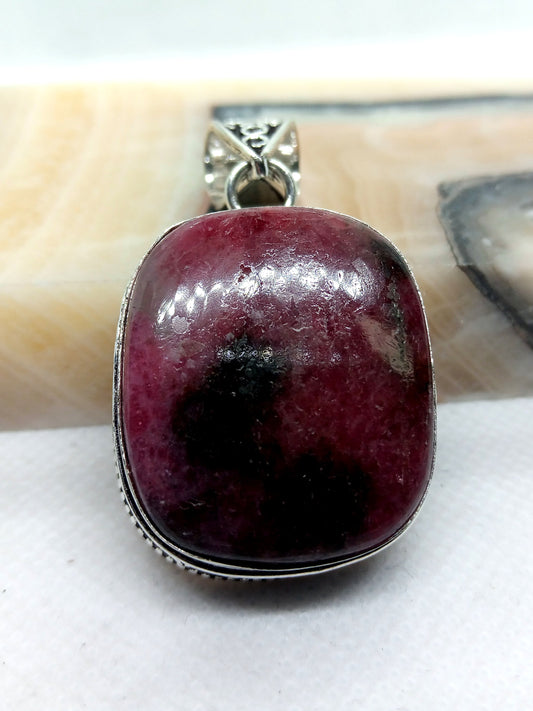 Přívěšek rodonit - Supreme Panthers